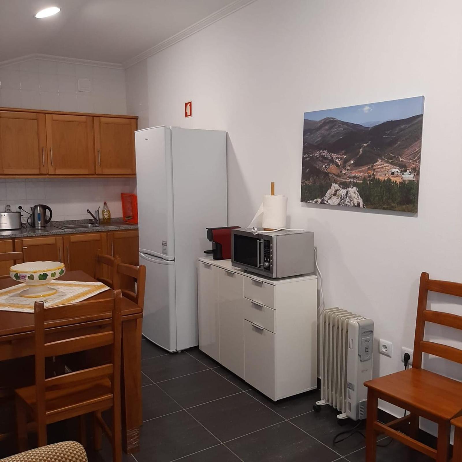 Casas Da Escola - "A Escola" - Meas Villa ปัมพิโลซา ดา แซร์ฮา ภายนอก รูปภาพ