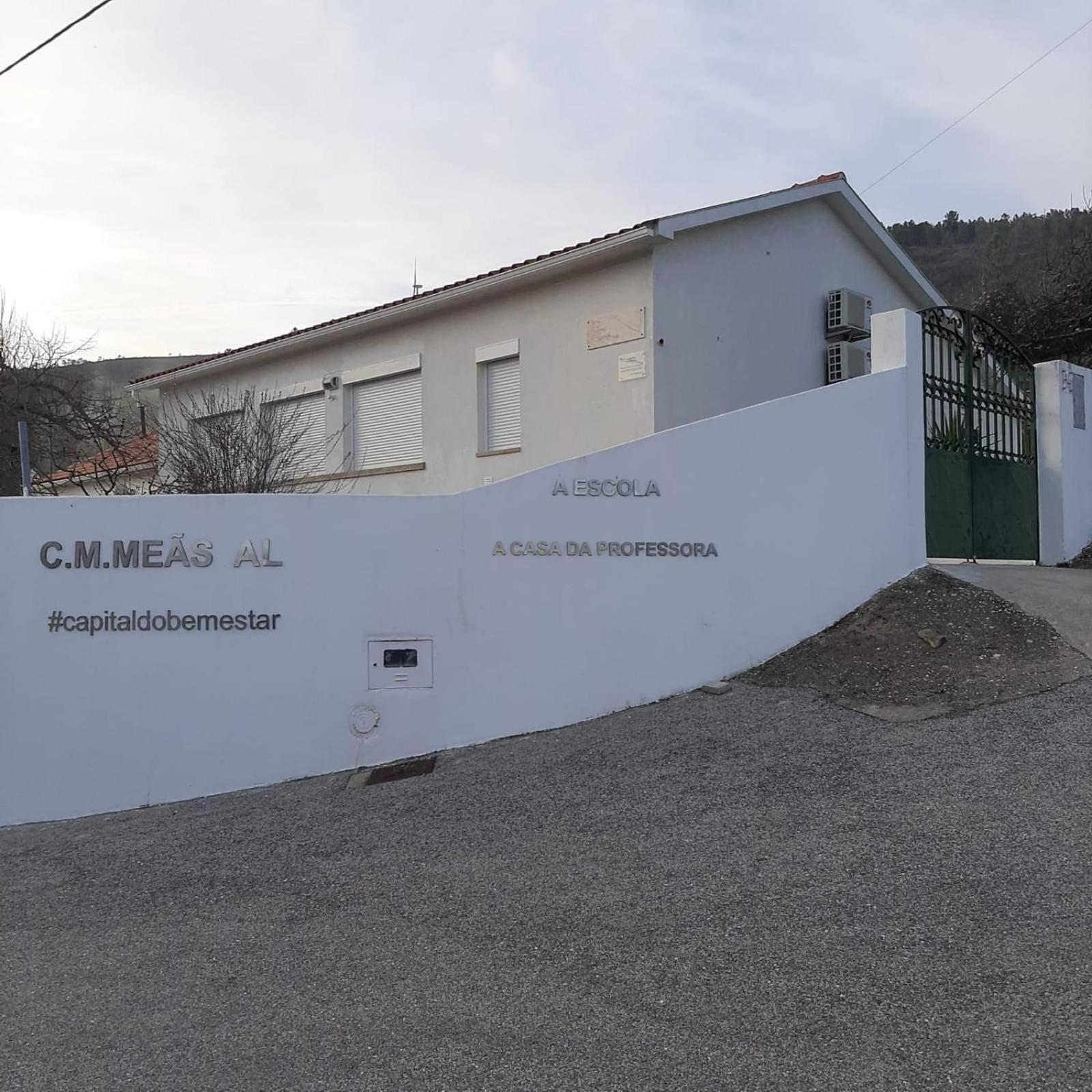 Casa Rural "A Escola" - Meas, Pampilhosa Da Serra Villa ภายนอก รูปภาพ